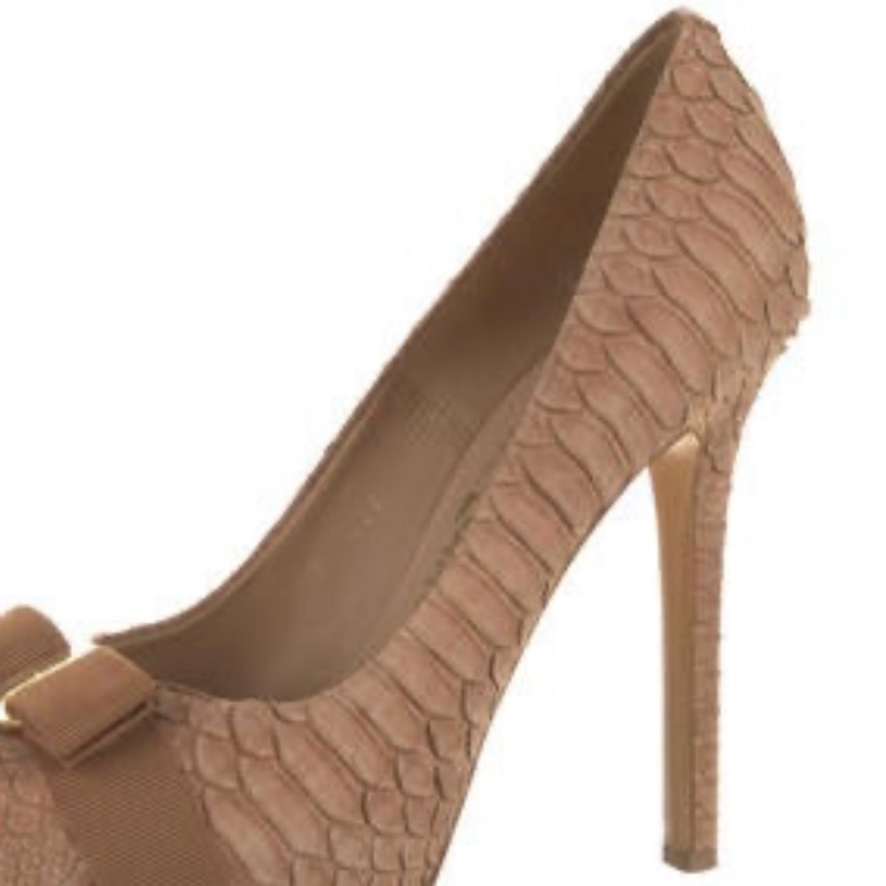 Salvatore Ferragamo Python pumps - Picture 10 of 12